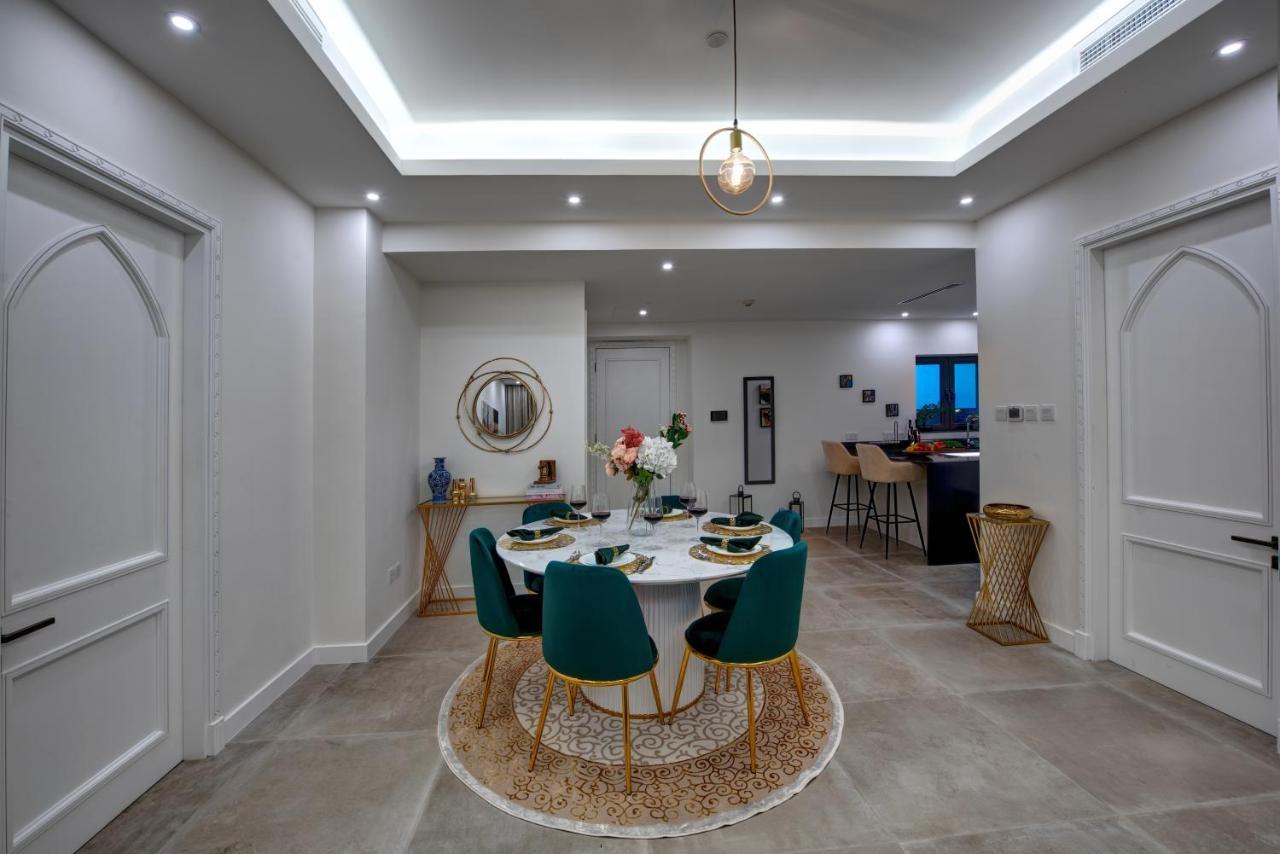 Durrani Homes - Arabian luxury at Souk Al Bahar besides Burj Khalifa&Dubai Mall Bagian luar foto