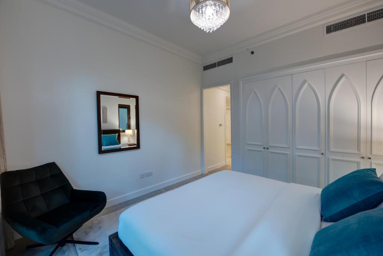 Durrani Homes - Arabian luxury at Souk Al Bahar besides Burj Khalifa&Dubai Mall Bagian luar foto