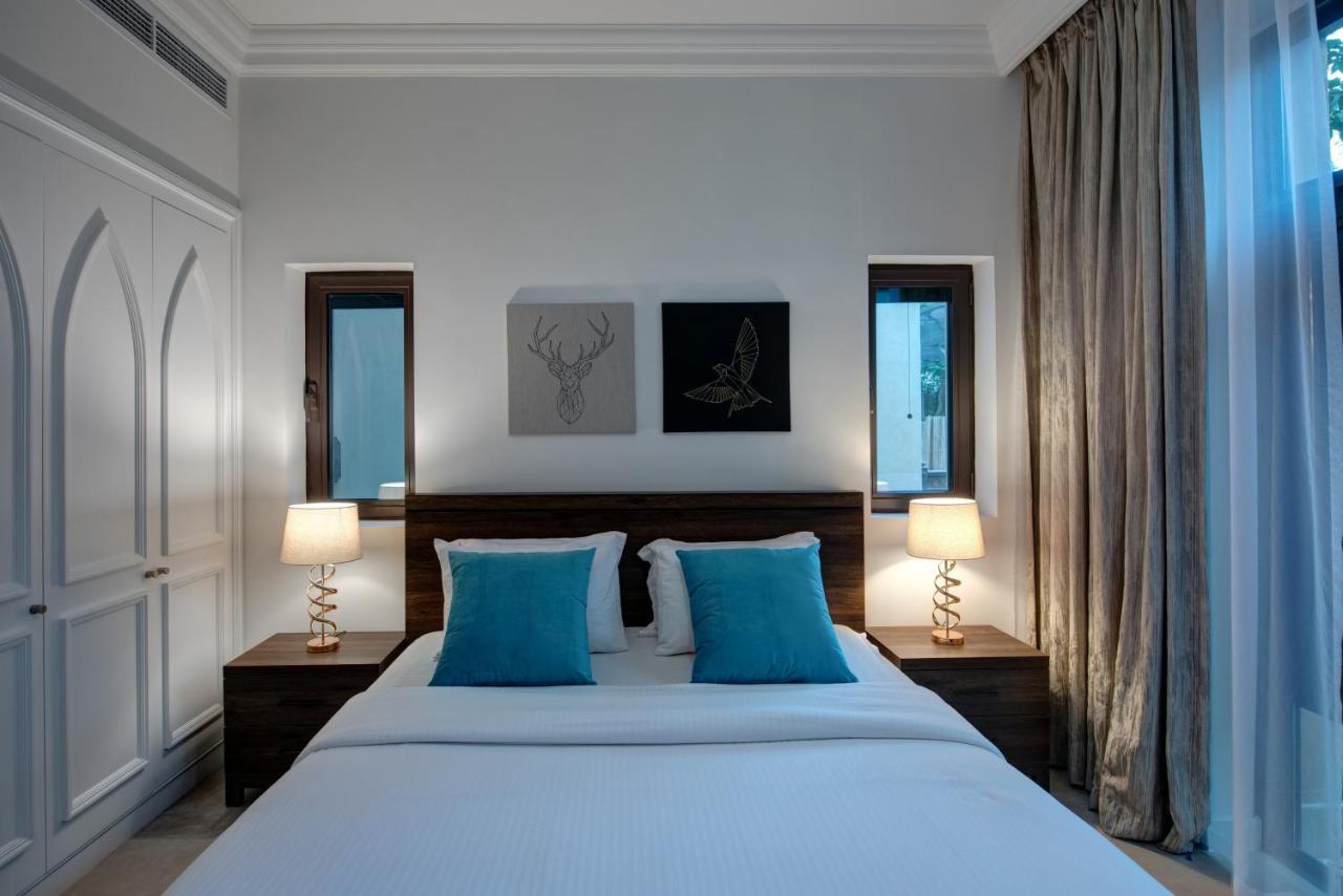 Durrani Homes - Arabian luxury at Souk Al Bahar besides Burj Khalifa&Dubai Mall Bagian luar foto